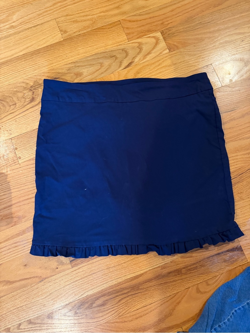 Women’s Navy Ruffle-Hem Skort